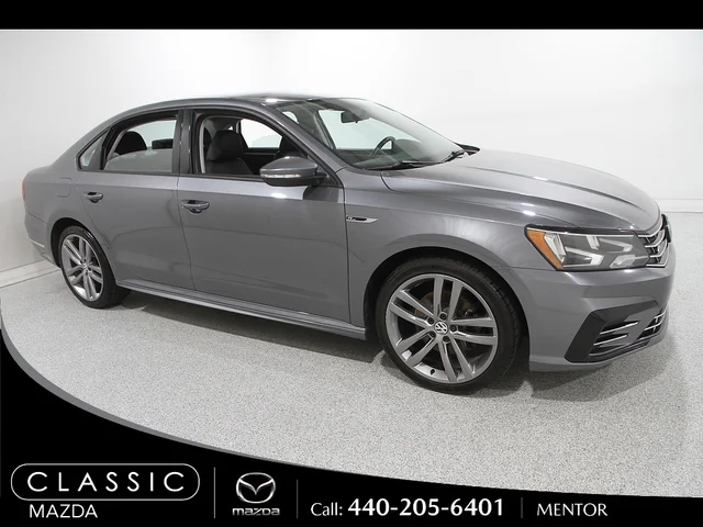 2018 Volkswagen Passat 2.0T R-Line