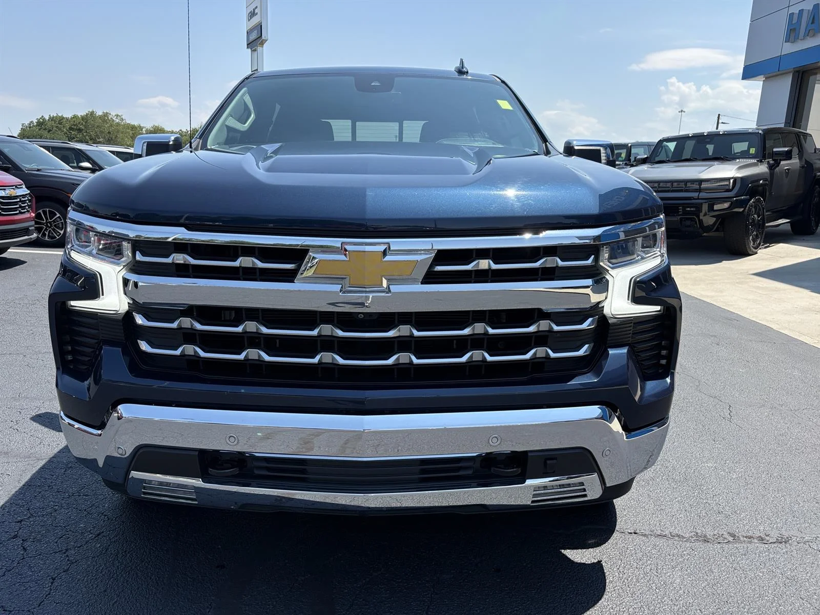 Used 2022 NORTHSKY BLUE METALLIC Chevrolet LTZ image 14