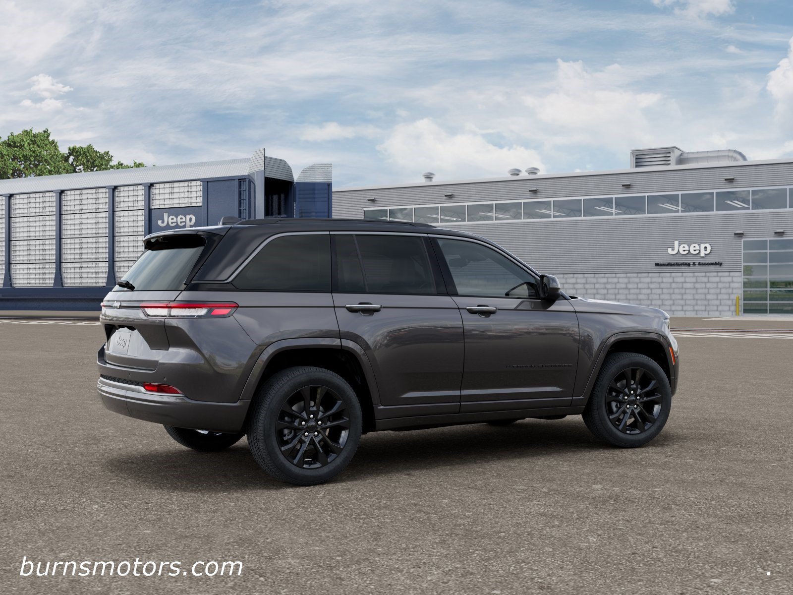 New 2026 Baltic Gray Metallic Clear-Coat Exterior Paint Jeep Limited Reserve BLACKOUT image 4