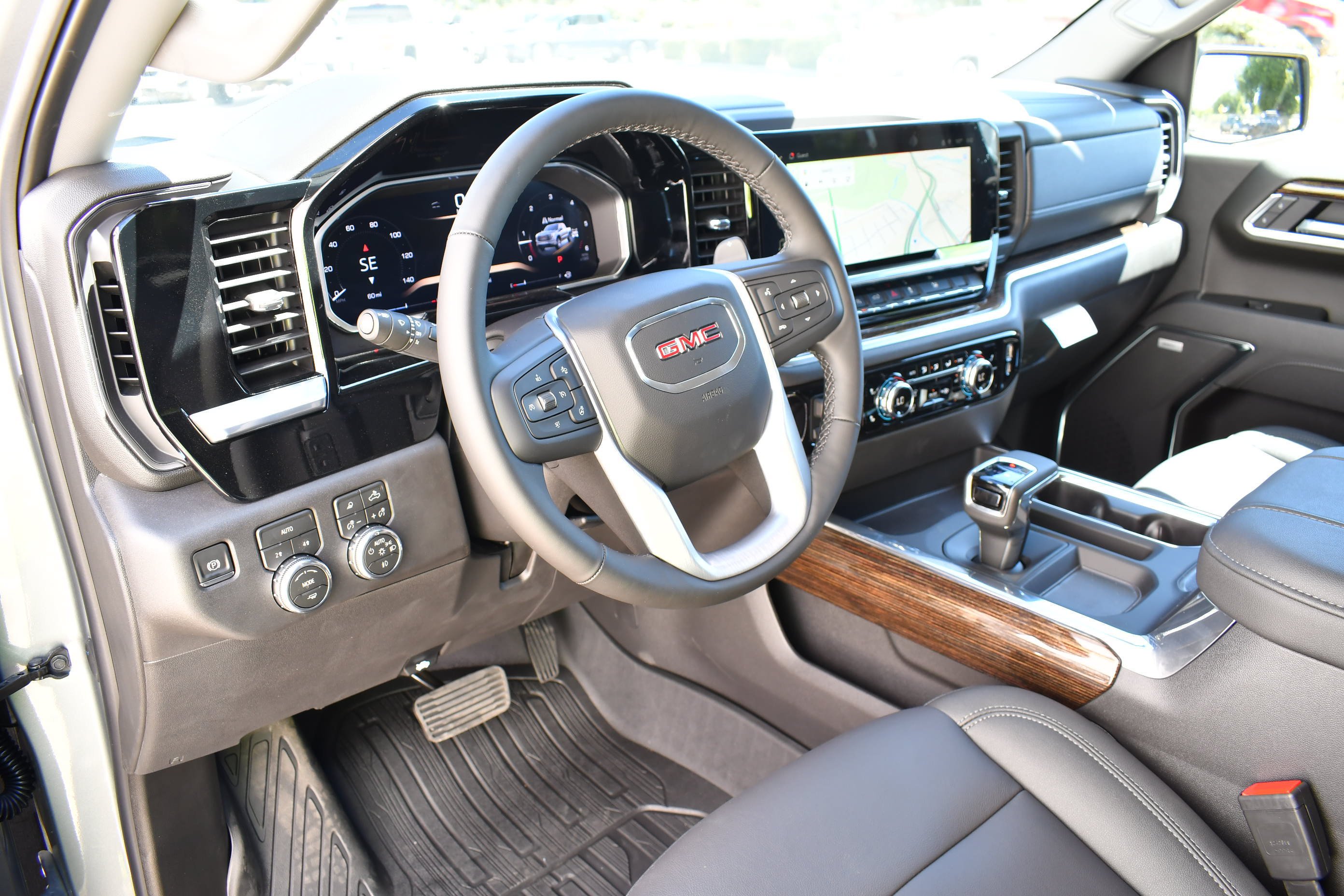 New 2026 Sterling Metallic GMC Elevation image 18