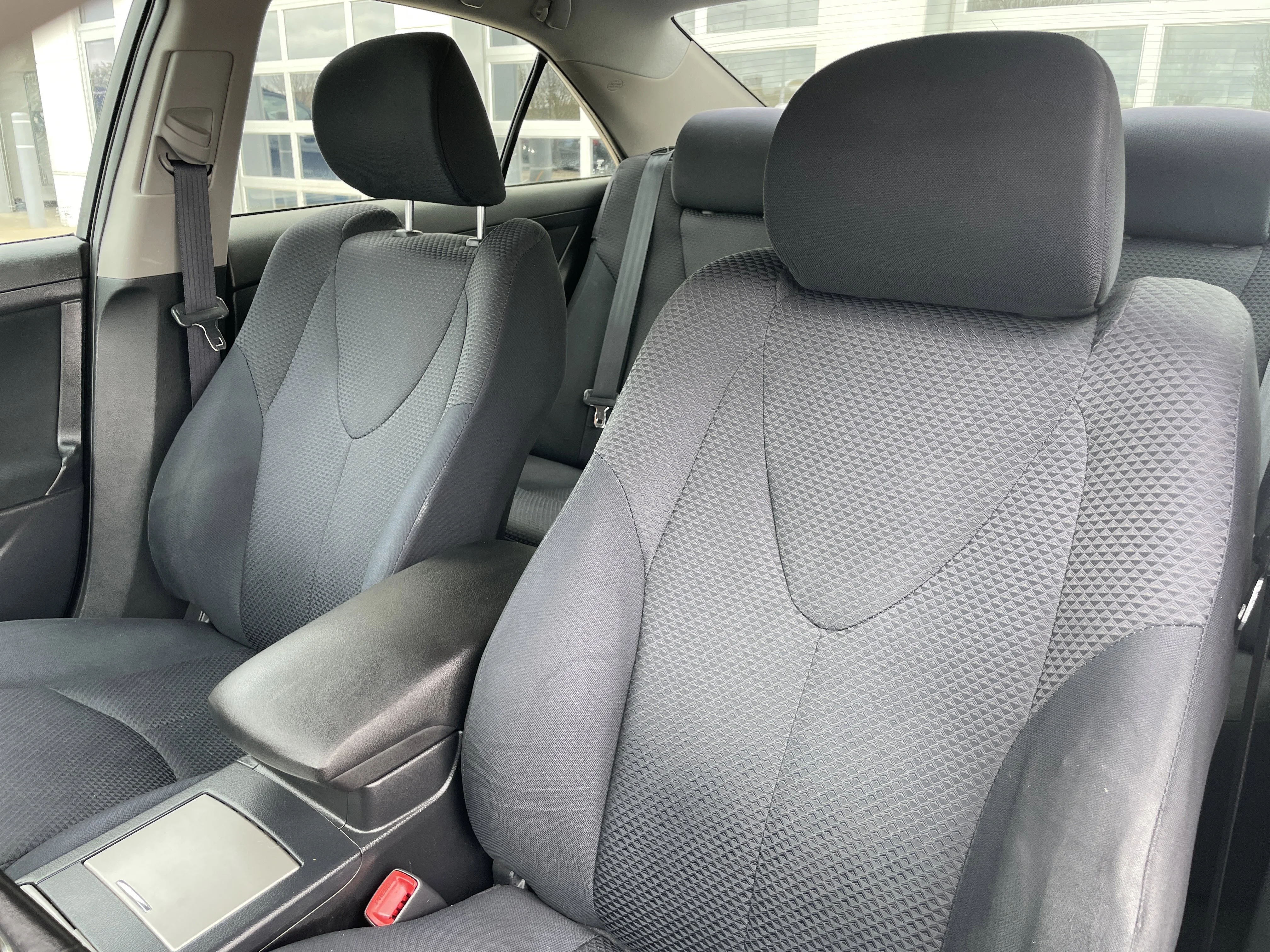 Used 2007 Aloe Green Metallic Toyota SE image 26