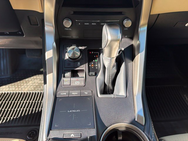 Used 2021 White Pearl Lexus 300 Base image 19