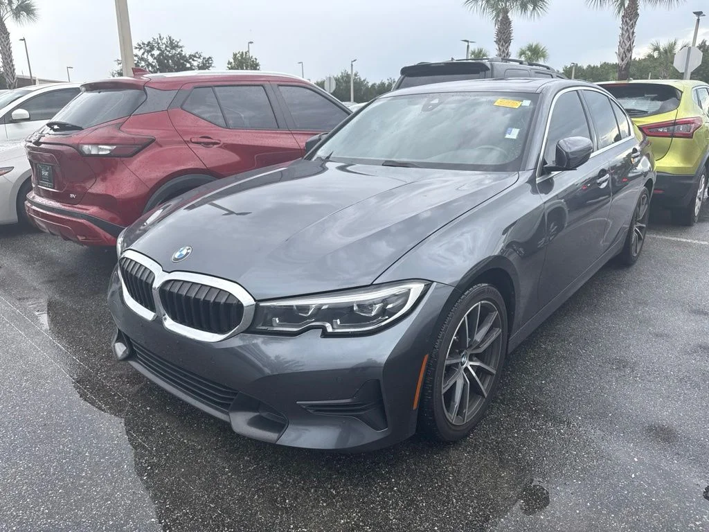 Used 2020 Gray BMW 330i xDrive image 2