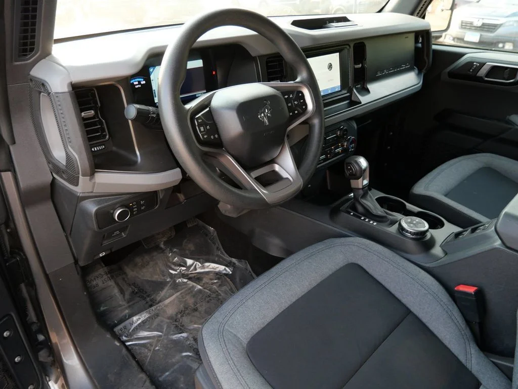 Certified Used 2022 Gray Ford Base image 3