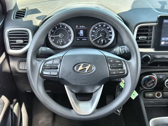 Used 2022 Gray Hyundai SE image 14