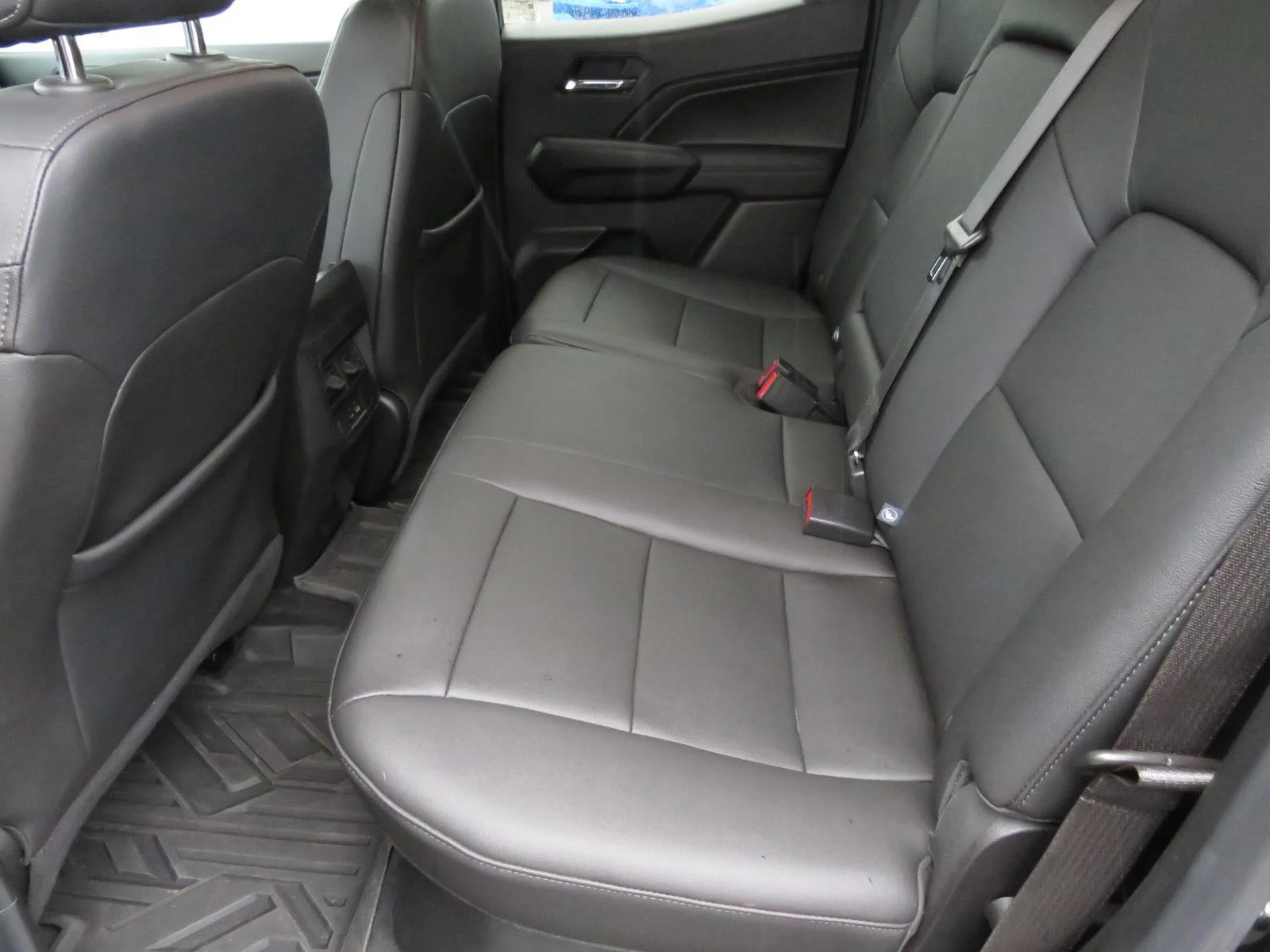 Used 2023 Black Chevrolet LT image 29
