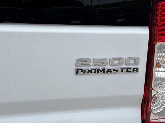 New 2026 Bright White Clear-Coat Exterior Paint RAM High Roof image 5