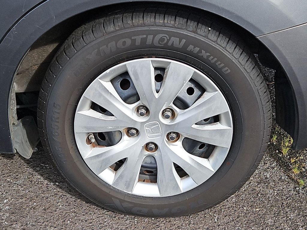 Used 2012  Honda LX image 8