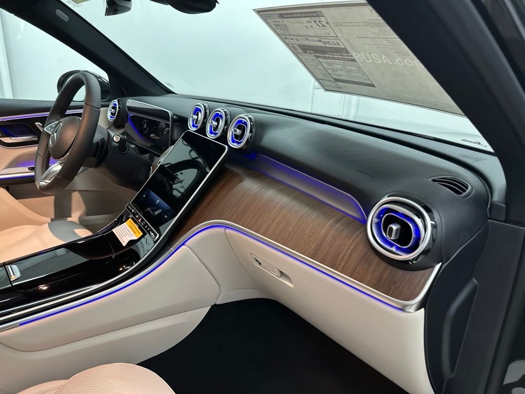 New 2027 Graphite Grey Metallic Mercedes-Benz GLC 300 image 25