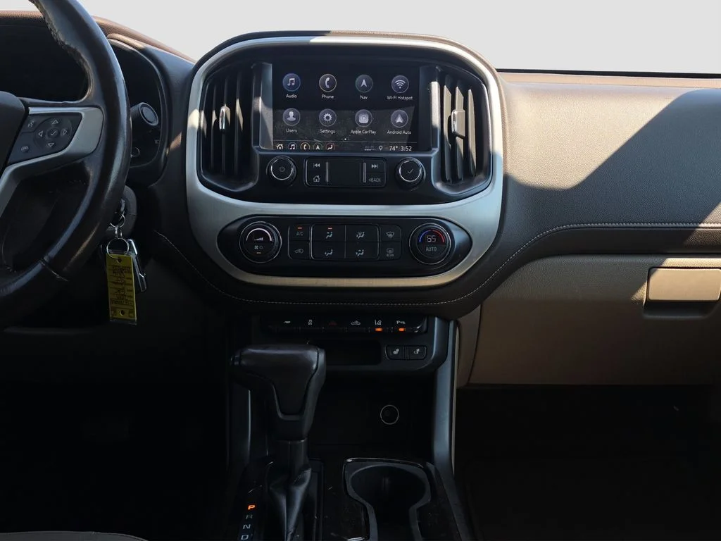Used 2019 White GMC SLT image 14