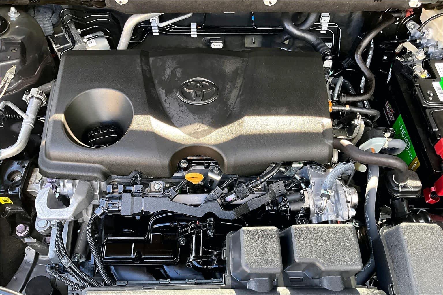 Used 2022 Magnetic Gray Metallic Toyota XLE image 33