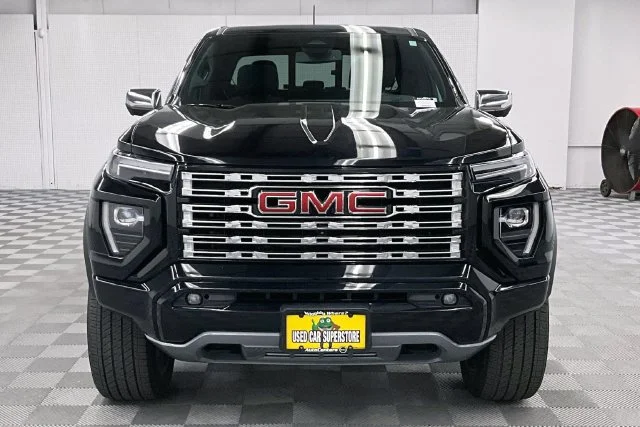 Used 2023 Onyx Black GMC Denali image 4