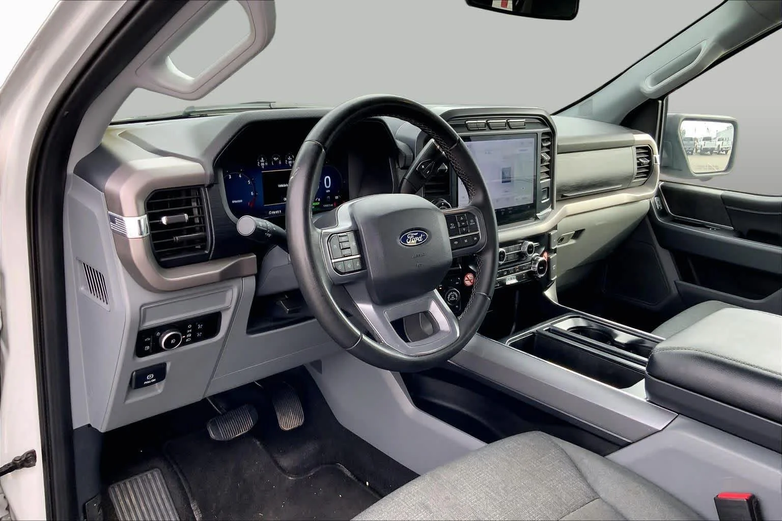 Used 2024 Avalanche Ford XLT image 17
