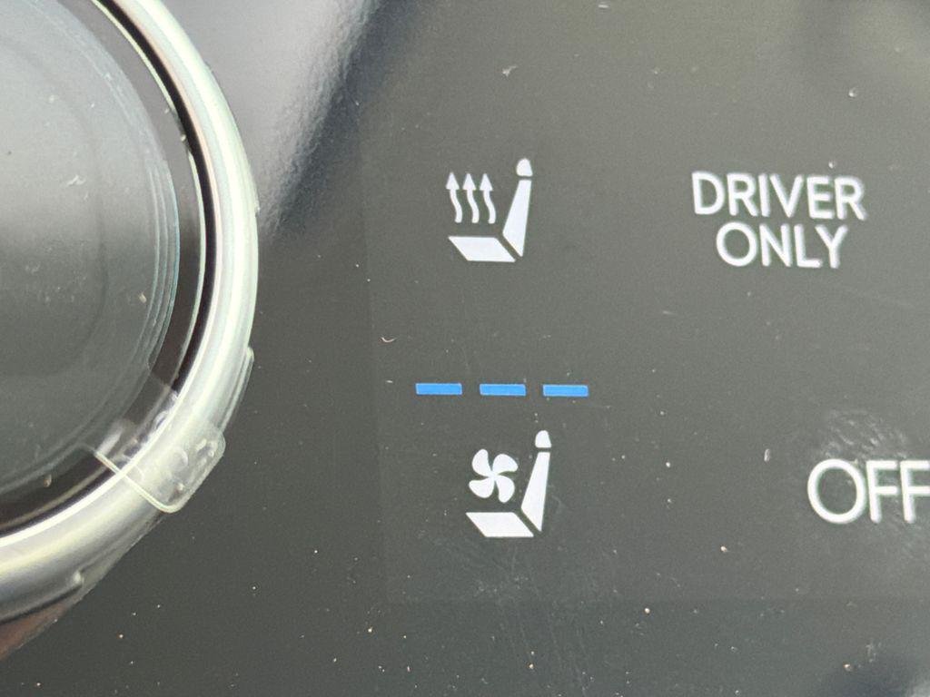 New 2026 White Hyundai Blue SEL Premium 7P image 31