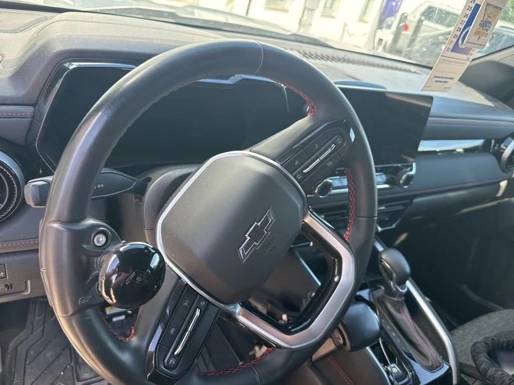 Used 2024 Gray Chevrolet Z71 image 6