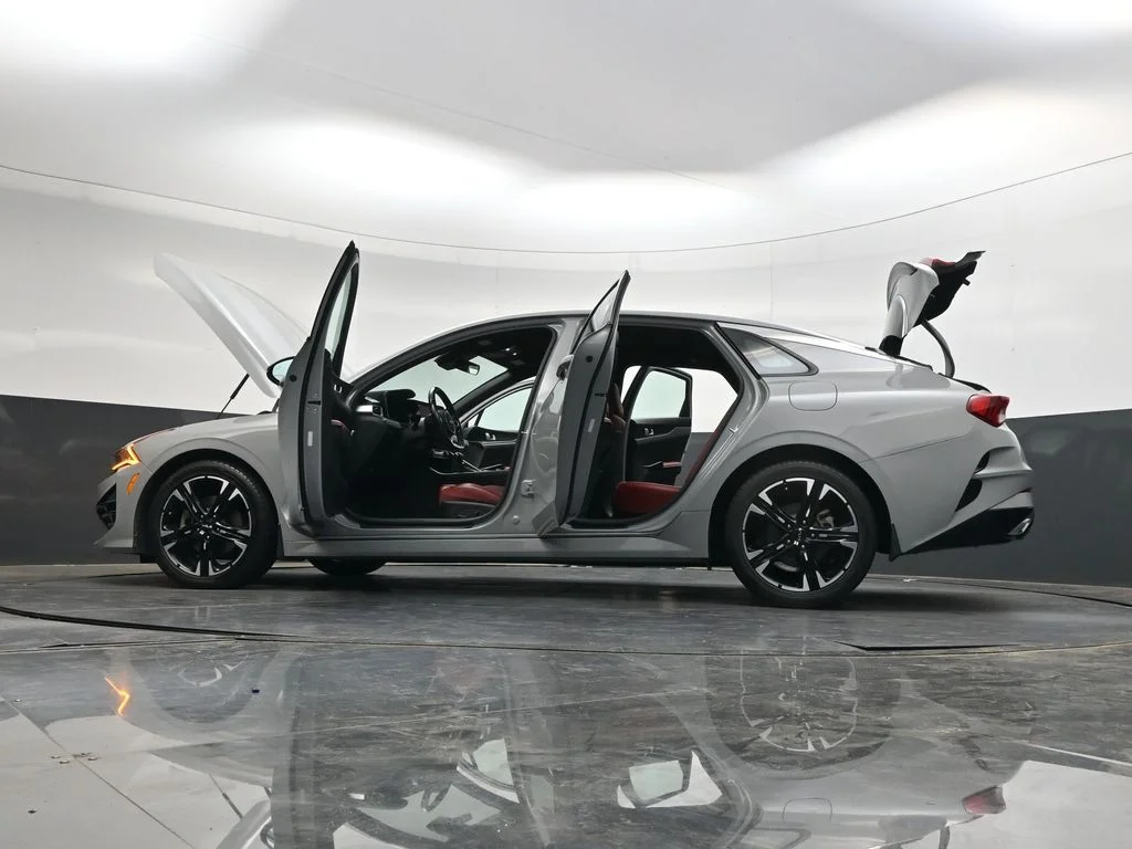 Used 2022 Gray Kia GT-Line image 37