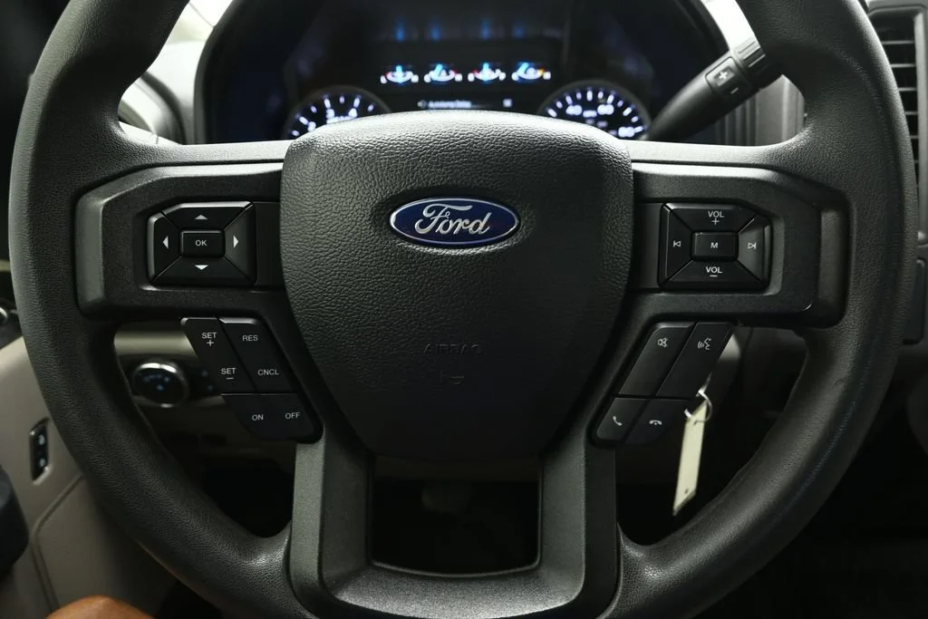 Used 2022 White Ford XL image 25