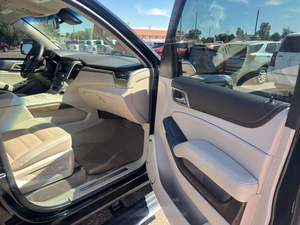 Used 2018 Onyx Black GMC Denali image 15