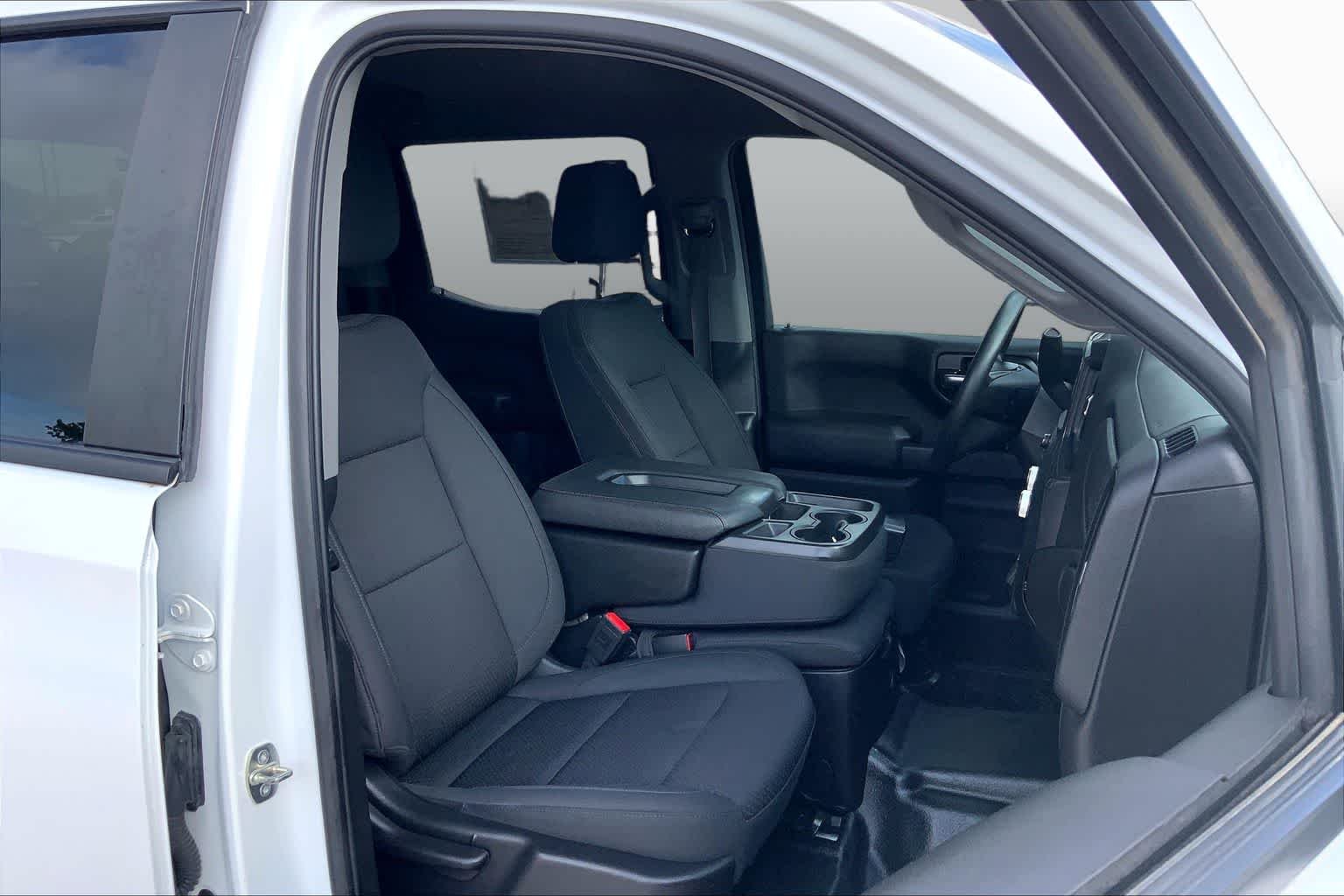 Used 2023 Summit White GMC Pro image 9