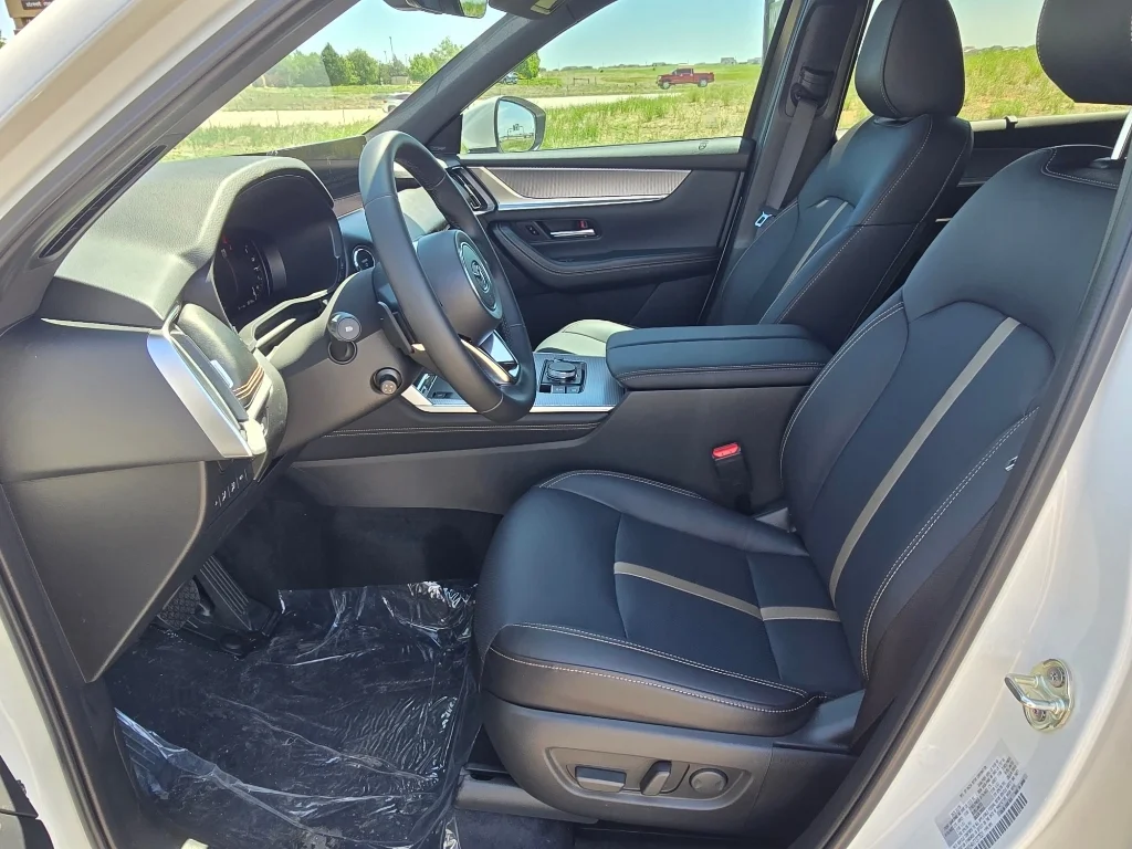 New 2026 Rhodium White Premium Mazda Premium Plus AWD image 12