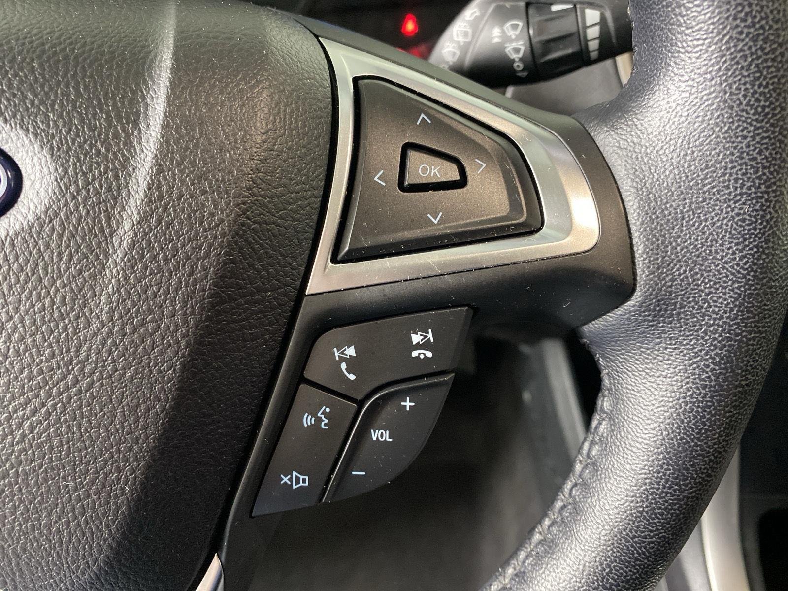Used 2022 Agate Black Ford SEL image 19
