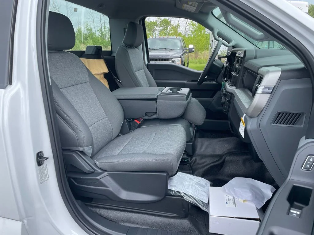 New 2026 Oxford White Ford F-600® XL image 11