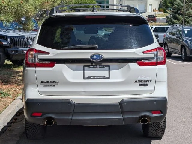 Used 2023 Crystal White Pearl Subaru Onyx Edition image 4