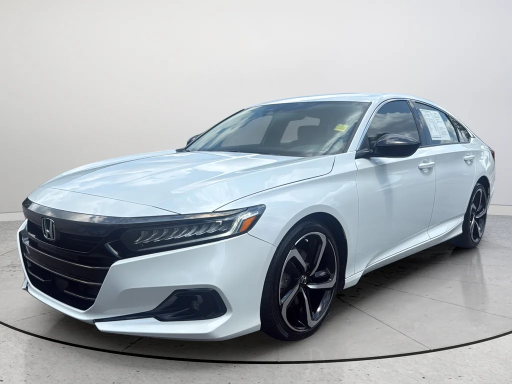 Used 2022 White Honda Sport image 4