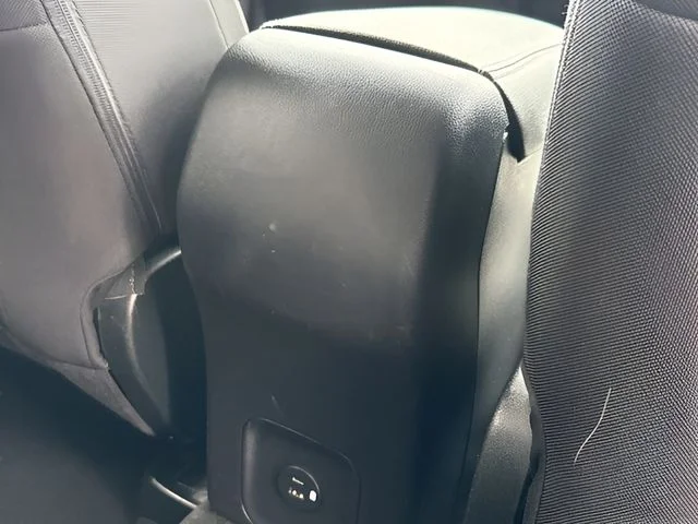 Used 2022 Gray Ford SE image 20