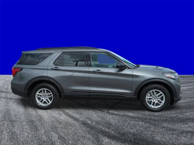 New 2026 Carbonized Gray Metallic Ford Active image 3