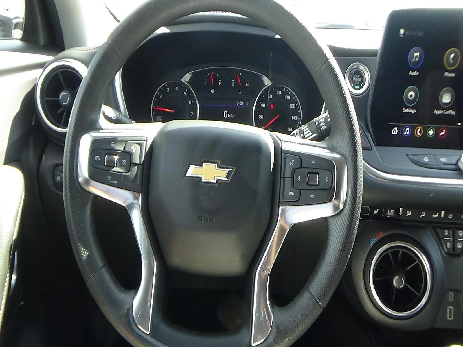 Used 2025 Black (gba) Chevrolet LT image 22
