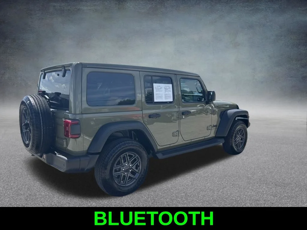 Certified Used 2025 Green Jeep Sport S image 5