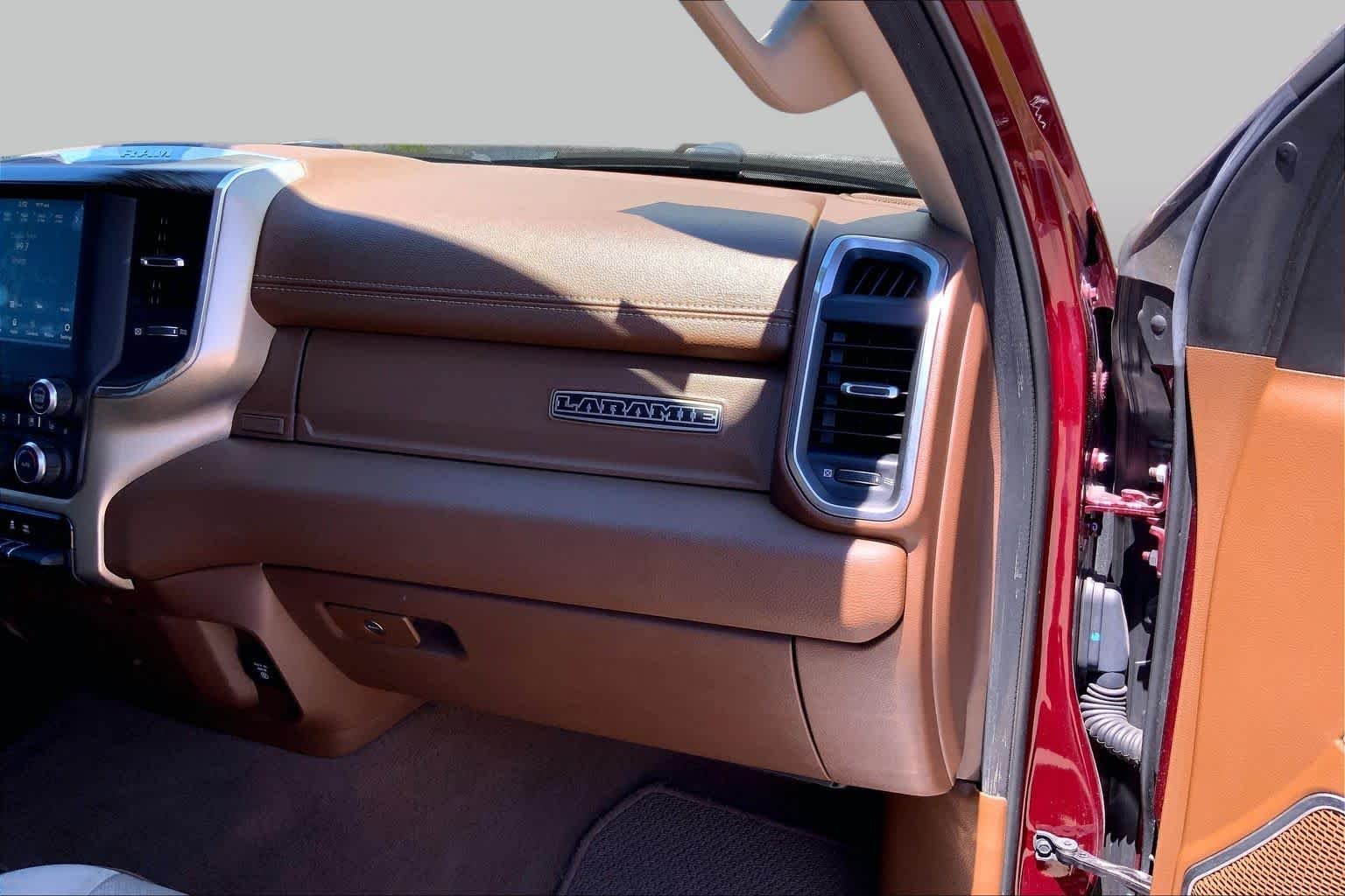 Used 2019 Delmonico Red Pearlcoat Ram Laramie image 18
