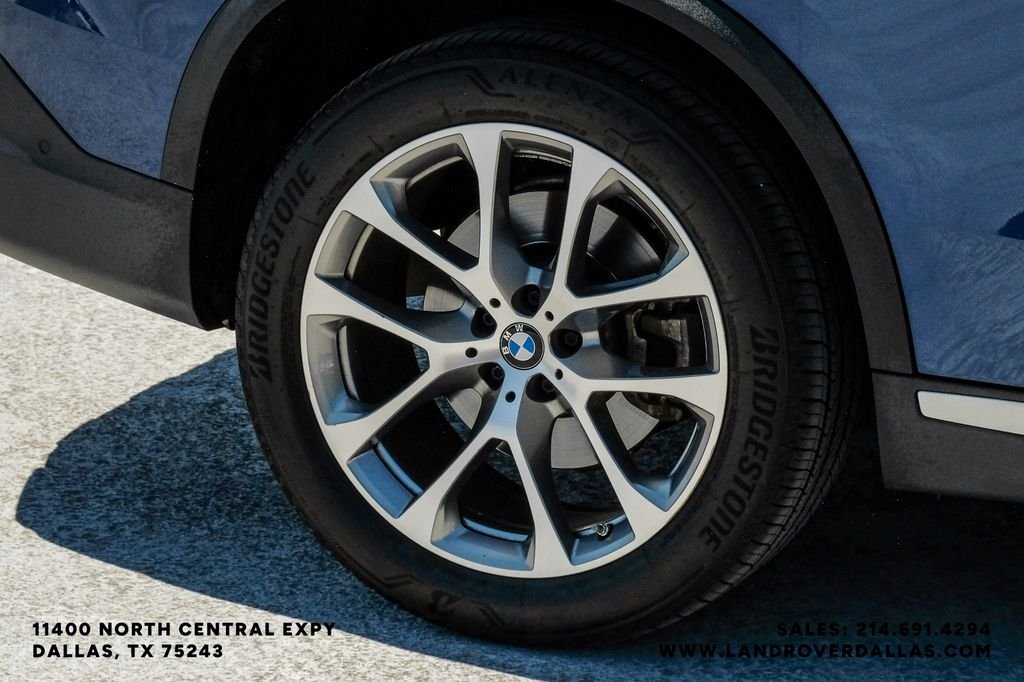 Used 2022 Blue Metallic BMW sDrive40i image 62