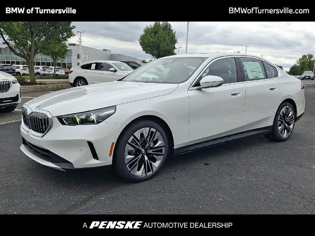 2027|BMW|5 Series|530i xDrive|4D Sedan