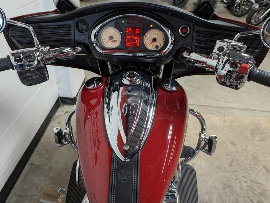 Used 2014 ORANGE/BLACK Indian Motorcycle Indian Motorcycle Red image 12