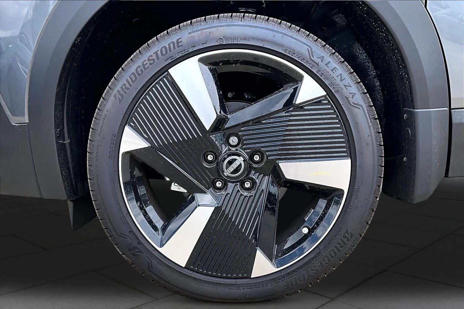 New 2026 Gun Metallic/Super Black Nissan SR image 9