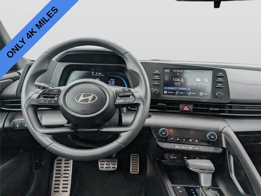 Used 2026 Silver Hyundai SEL Sport image 16
