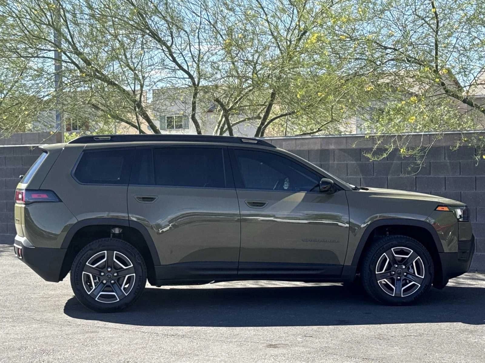 New 2026 41 Exterior Paint Jeep Laredo image 9