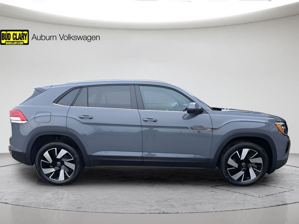 2025 Volkswagen Atlas Cross Sport SE w/Tech - Photo 6