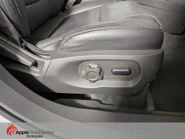 Used 2011 Silver Ford XLT image 47