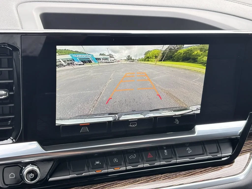 New 2026 Onyx Black GMC Elevation image 18