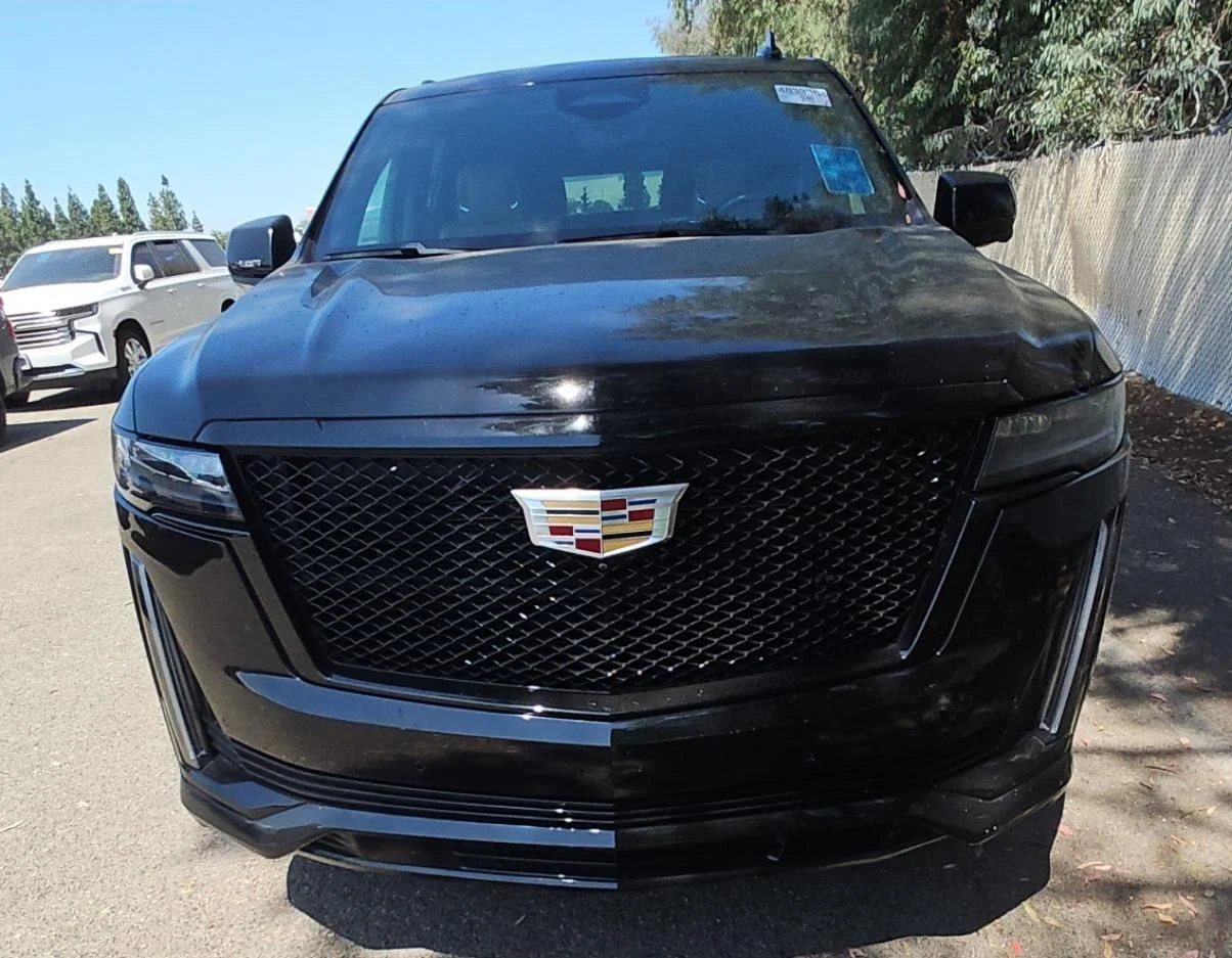 Used 2021 BLACK RAVEN Cadillac Sport image 14