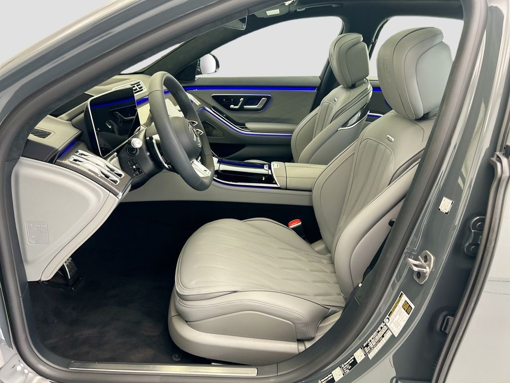 New 2026 MANUFAKTUR Silicon Grey Mercedes-Benz S 63 E AMG® image 18