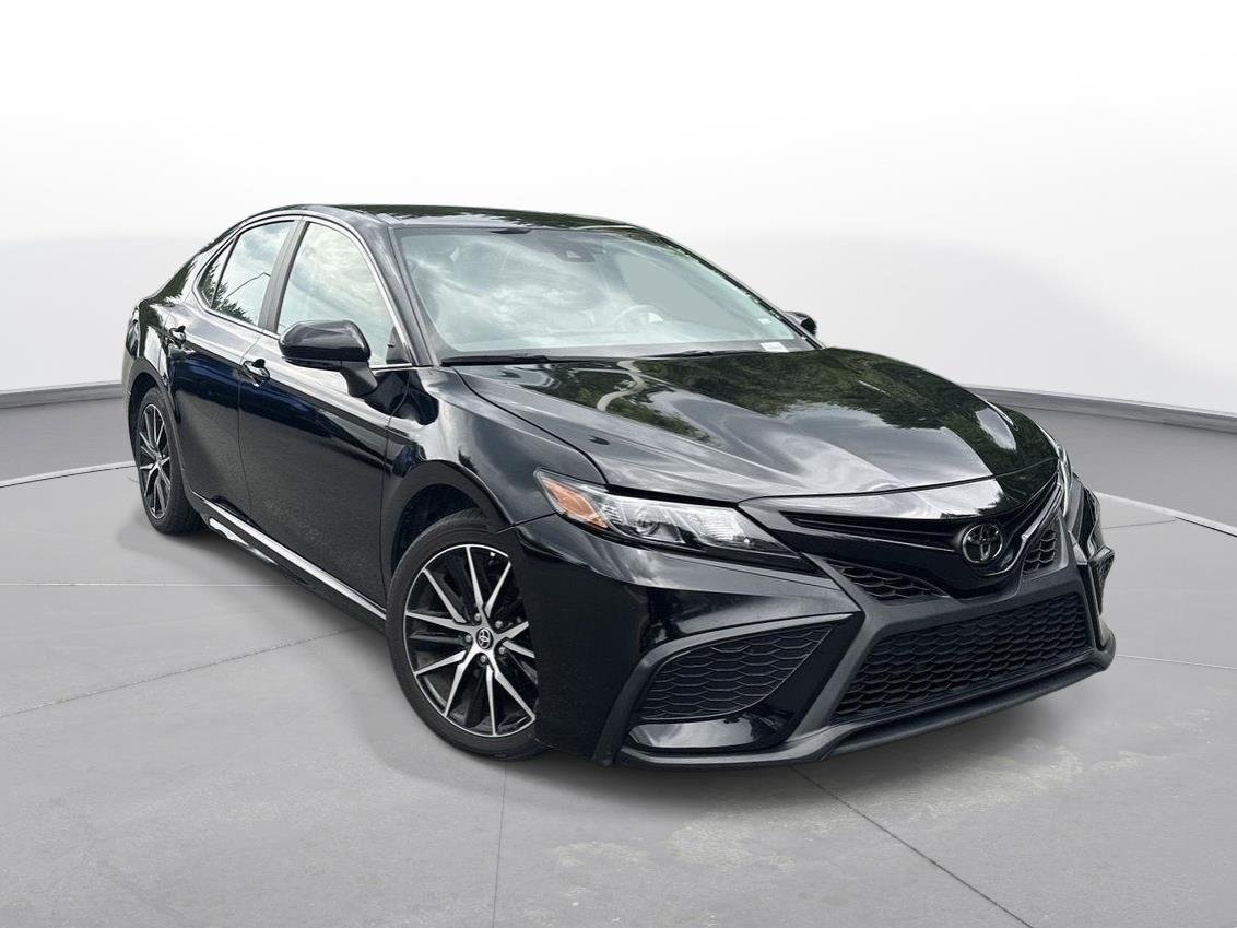 Used 2024 Midnight Black Metallic Toyota SE image 4