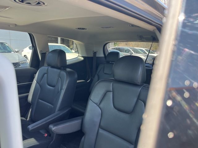 Used 2025 Silver Kia S image 45