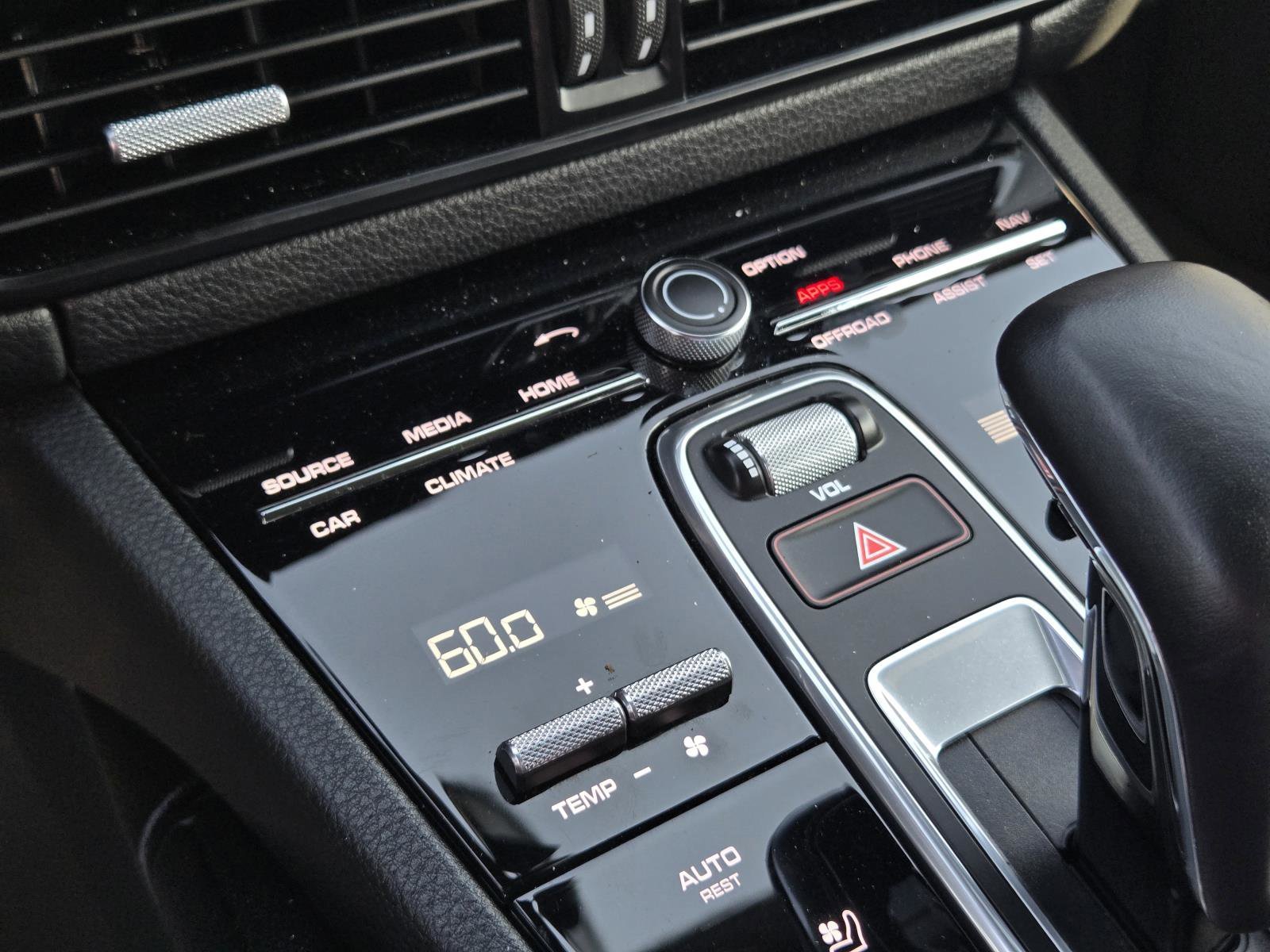 Used 2020 White Porsche Base image 35