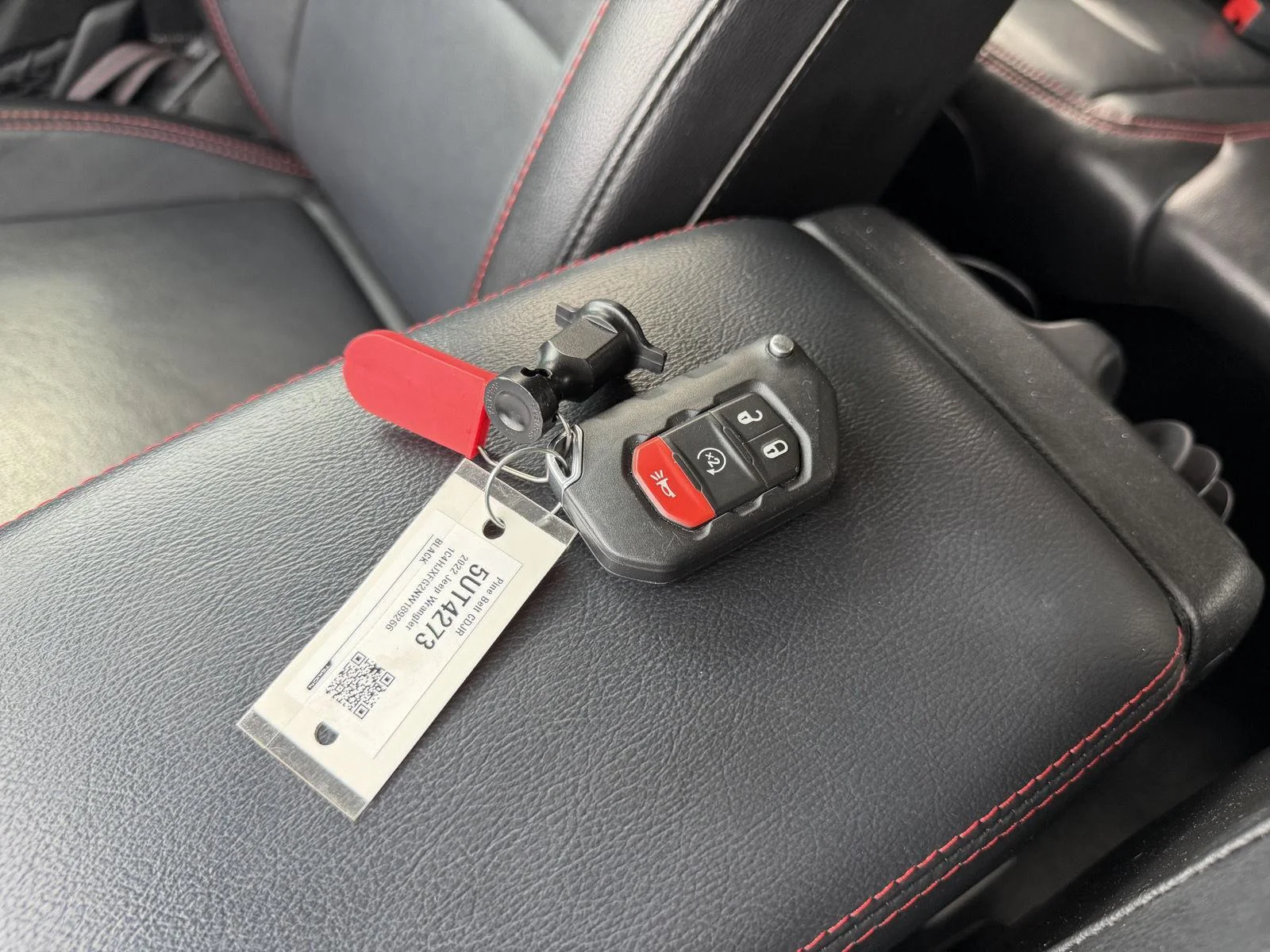 Used 2022 Black Clearcoat Jeep Unlimited Rubicon image 13