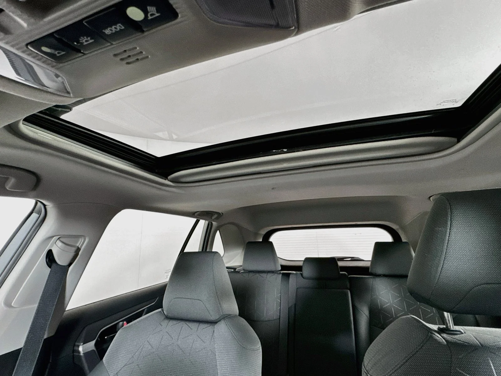Used 2021 Gray Toyota XLE image 17
