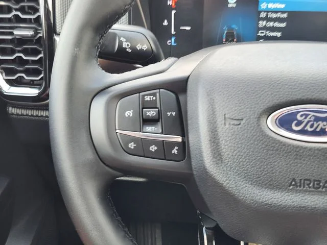 New 2026 Shadow Black Ford XLT image 28